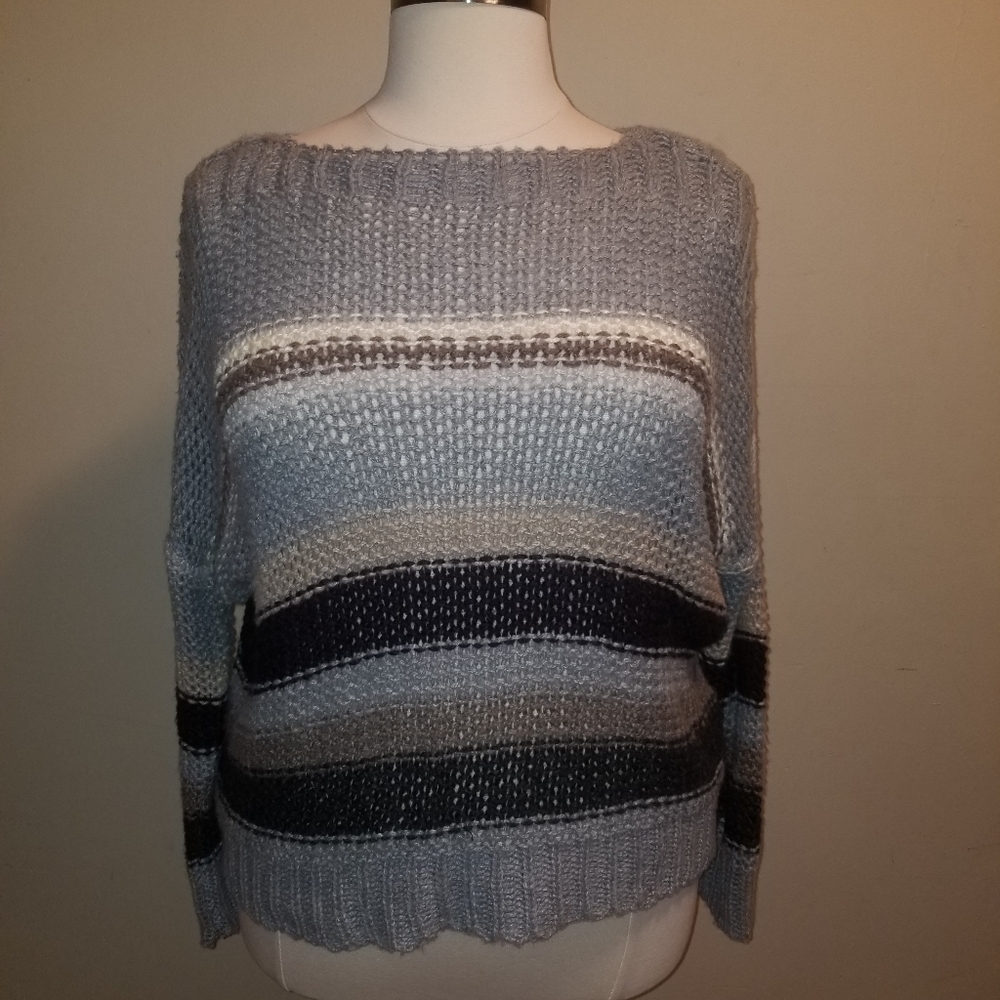 Womens  sweater